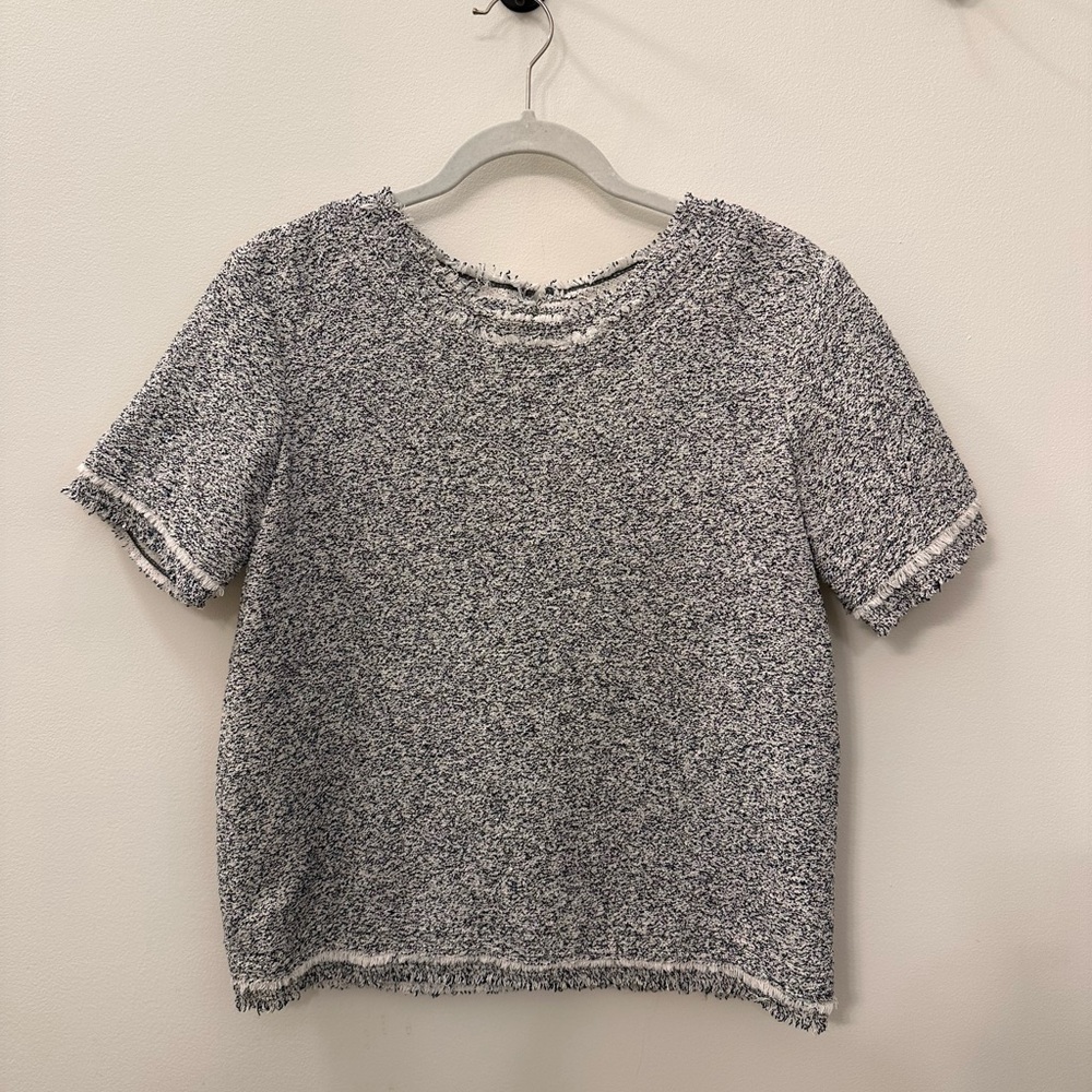 Ann Taylor Raw Hem Short Sleeve Sweater Ivory Black sz Small
